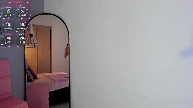 Snapshot of Lexyy_Bluee chatting on October 2025 03:22:02 PM Lexyy Bluee online show from October 2025 03:22:02 PM