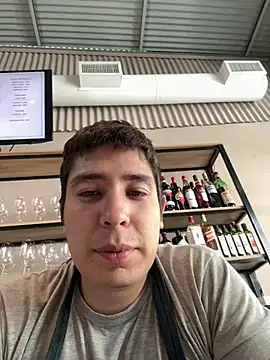 Snapshot of 9999Alez chatting on February 2026 06:18:01 PM 9999Alez online show from February 2026 06:18:01 PM