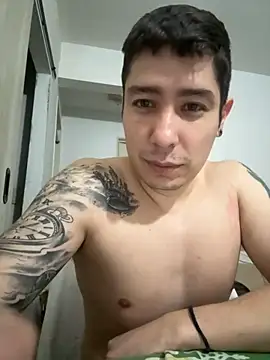 Snapshot of 9999Alez chatting on October 2025 10:21:02 PM 9999Alez online show from October 2025 10:21:02 PM