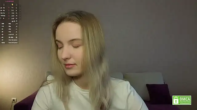 HongTomczak online show from May 2026 07:38:02 AM