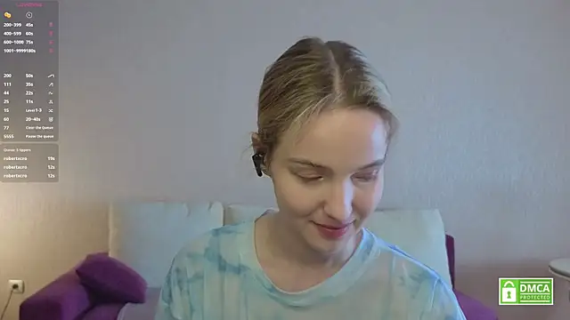HongTomczak online show from July 2026 07:42:02 AM