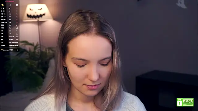 HongTomczak online show from November 2025 07:47:02 AM