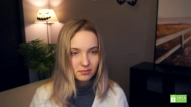 HongTomczak online show from November 2025 07:53:02 AM