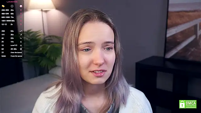 HongTomczak online show from December 2025 07:31:02 AM