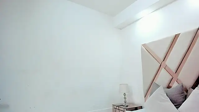 cloemorwen online show from September 2025 09:54:02 PM