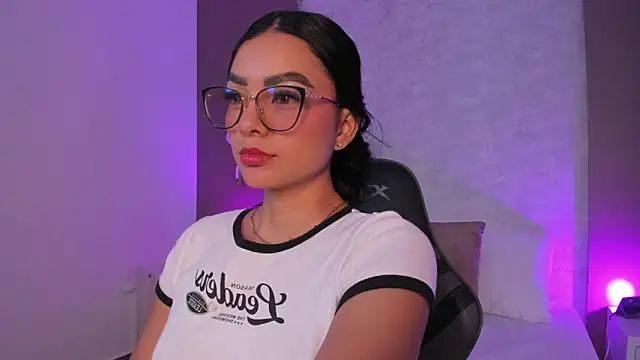 emily tolson online show from March 2026 02:40:02 PM