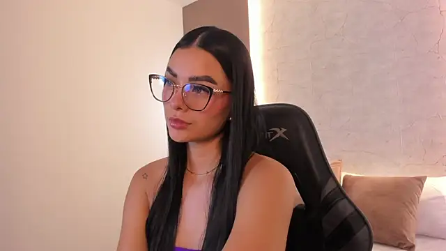 emily tolson online show from March 2026 07:30:02 PM