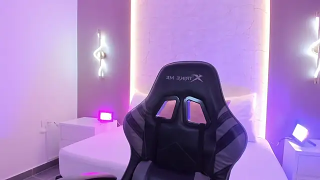 emily tolson online show from March 2026 06:53:01 PM