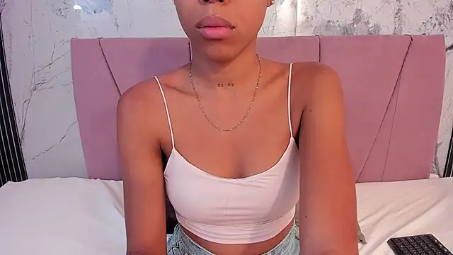Snapshot of Mia_Duarte1 chatting on July 2026 07:24:02 PM Mia Duarte1 online show from July 2026 07:24:02 PM