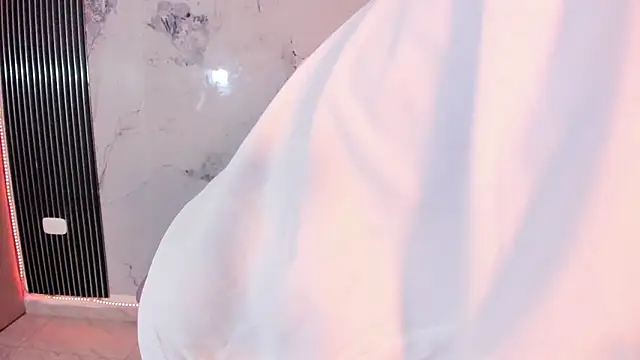 Mia Duarte1 online show from March 2026 08:59:01 PM