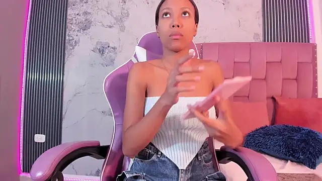 Mia Duarte1 online show from November 2025 07:25:01 PM