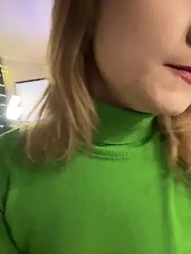 Snapshot of SugarDanger chatting on December 2025 05:01:02 AM SugarDanger online show from December 2025 05:01:02 AM