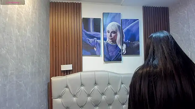 Snapshot of Sophi_Thaylorr chatting on October 2025 01:32:02 PM Sophi Thaylorr online show from October 2025 01:32:02 PM