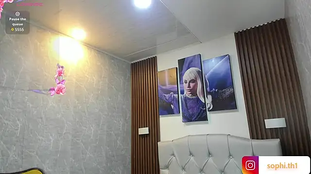 Sophi Thaylorr online show from October 2025 12:53:02 PM