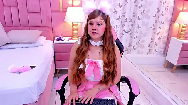 EimmyJones online show from November 2025 03:57:02 AM