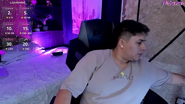 Snapshot of IanGilbert chatting on March 2026 09:22:01 PM IanGilbert online show from March 2026 09:22:01 PM