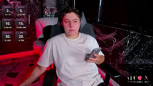 IanGilbert online show from September 2025 08:04:02 PM