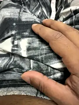 Honeyxoxx online show from April 2026 06:41:01 PM