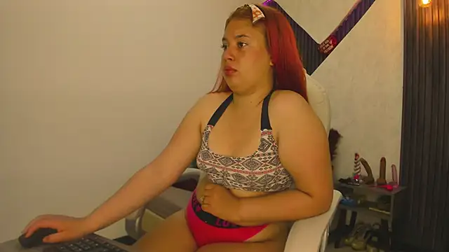 Snapshot of roxana_santini chatting on November 2025 03:28:01 PM roxana santini online show from November 2025 03:28:01 PM