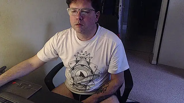 blueandwhite1 online show from February 2026 03:34:01 PM