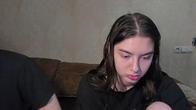 Snapshot of muuur_fam chatting on November 2025 07:28:01 PM muuur fam online show from November 2025 07:28:01 PM