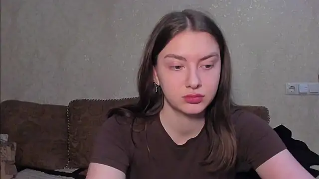 Snapshot of muuur_fam chatting on December 2025 08:08:02 PM muuur fam online show from December 2025 08:08:02 PM