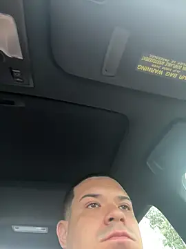 YadielPublic online show from September 2025 07:36:01 PM