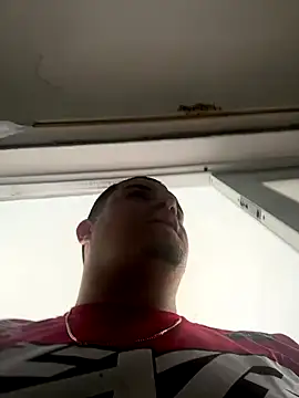 YadielPublic online show from September 2025 07:02:02 PM