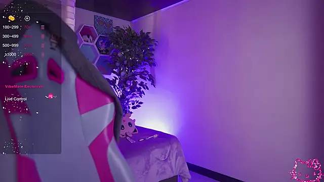  chloe moons  online show from November 2025 12:53:02 PM