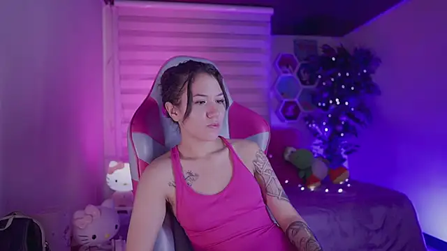  chloe moons  online show from October 2025 09:26:02 PM