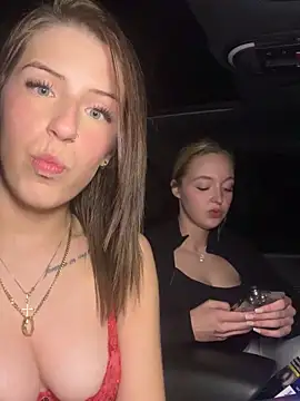 lisapeperoni online show from March 2026 06:59:02 PM