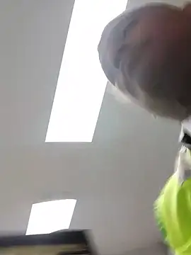 danigarci2307 online show from December 2025 12:05:01 AM