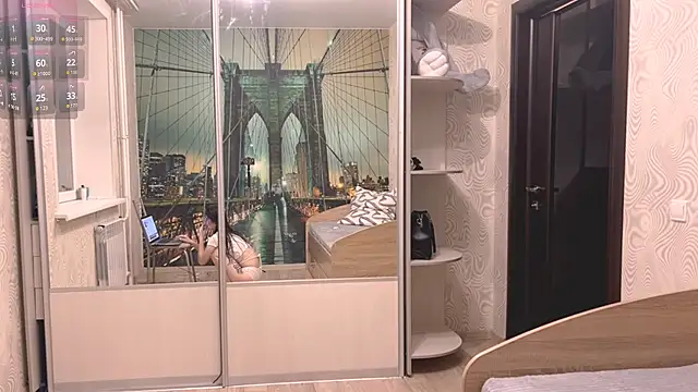 TianaWidell online show from November 2025 01:26:01 PM