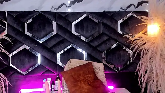 Zoe-Johnson  online show from January 2026 09:55:02 PM