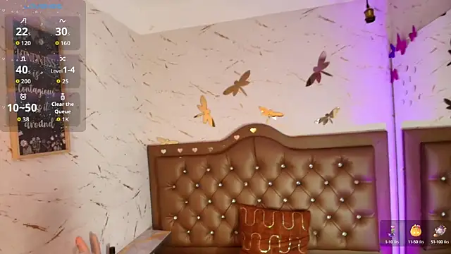 Zoe-Johnson  online show from October 2025 09:56:02 PM