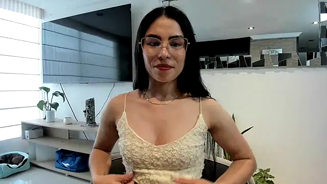sasha jonne online show from September 2025 09:32:02 PM