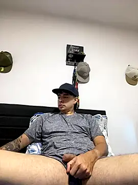 Jaguer2213 online show from October 2025 02:46:02 AM