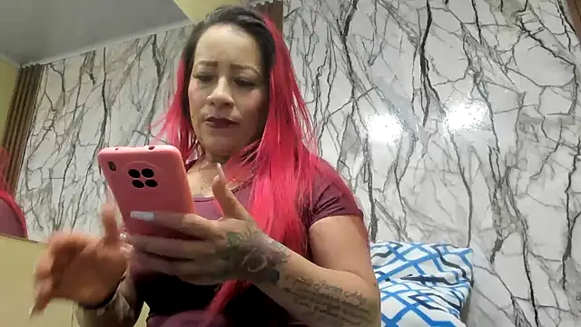 Snapshot of teilor_dreamse chatting on October 2025 03:03:01 AM teilor dreamse online show from October 2025 03:03:01 AM