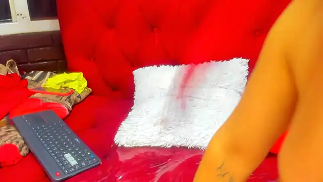 Snapshot of teilor_dreamse chatting on November 2025 09:53:02 AM teilor dreamse online show from November 2025 09:53:02 AM