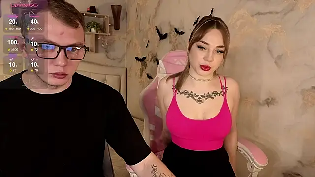 Crystal-Nuts online show from November 2025 12:38:01 AM