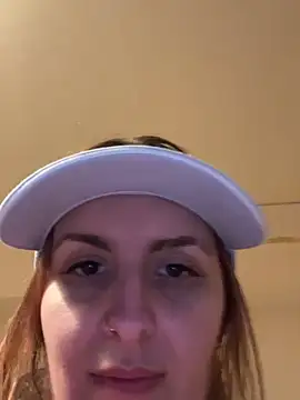 Sexy Bulgarian woman online show from April 2026 10:10:02 PM