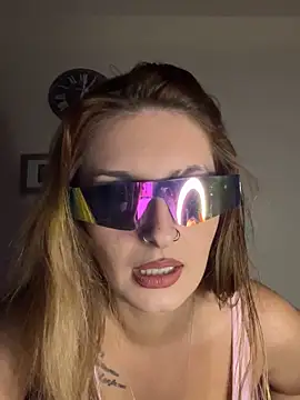 Sexy Bulgarian woman online show from September 2025 09:59:01 PM