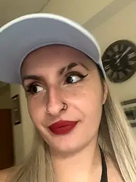 Sexy Bulgarian woman online show from October 2025 09:10:02 AM