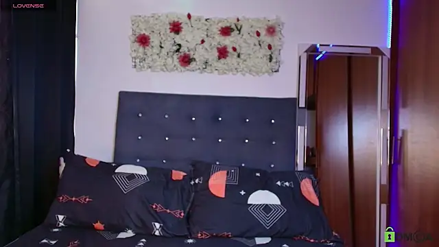 Snapshot of madisonwalkeeer chatting on October 2025 04:42:01 PM madisonwalkeeer online show from October 2025 04:42:01 PM