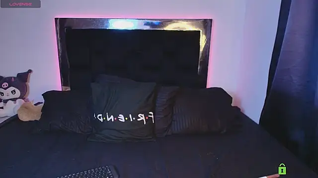 madisonwalkeeer online show from February 2026 07:56:02 PM