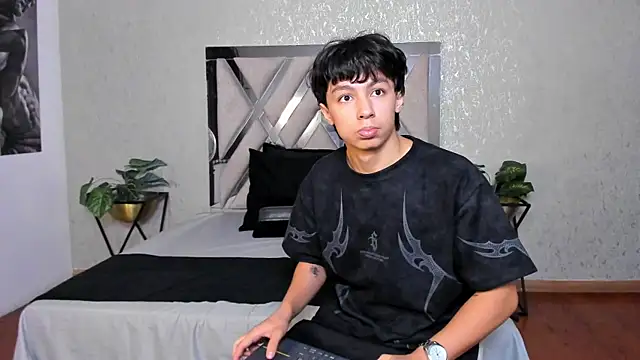 Tyler durten online show from October 2025 03:17:02 AM