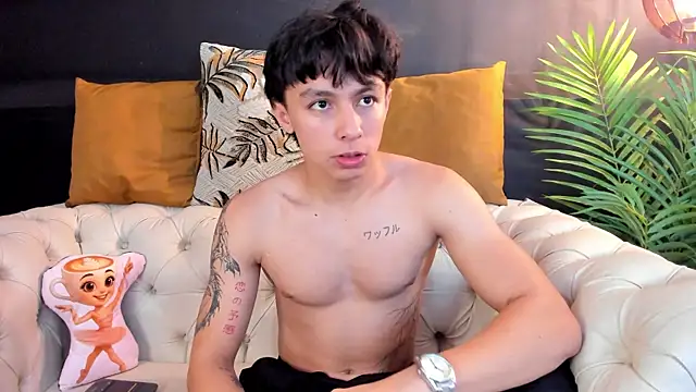 Tyler durten online show from October 2025 03:29:02 AM