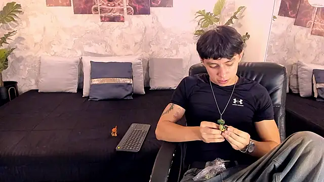 Tyler durten online show from October 2025 03:07:02 AM