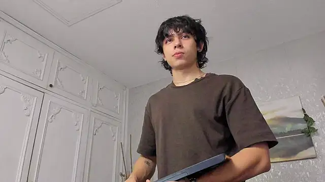 Snapshot of Tyler_durten chatting on June 2026 03:00:01 AM Tyler durten online show from June 2026 03:00:01 AM