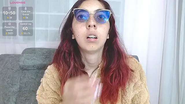 Snapshot of AnnieSparkle chatting on July 2026 04:15:02 PM AnnieSparkle online show from July 2026 04:15:02 PM